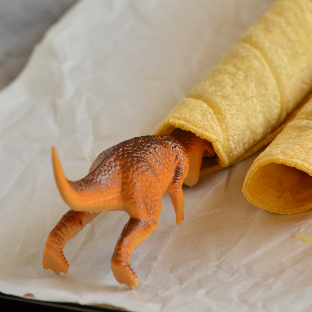 Blondie tastes a flauta